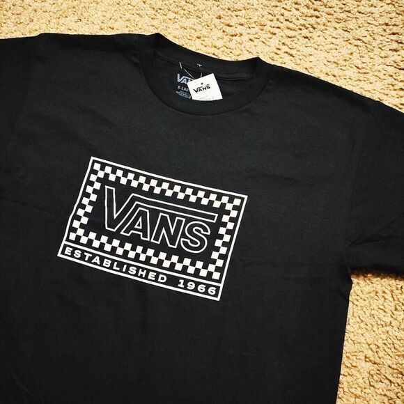 Vans Checker Black Logo T-Shirt -I - Picture 1 of 3